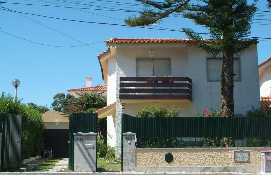 Traditional Villa In S Pedro , Estoril Alapraia 외부 사진